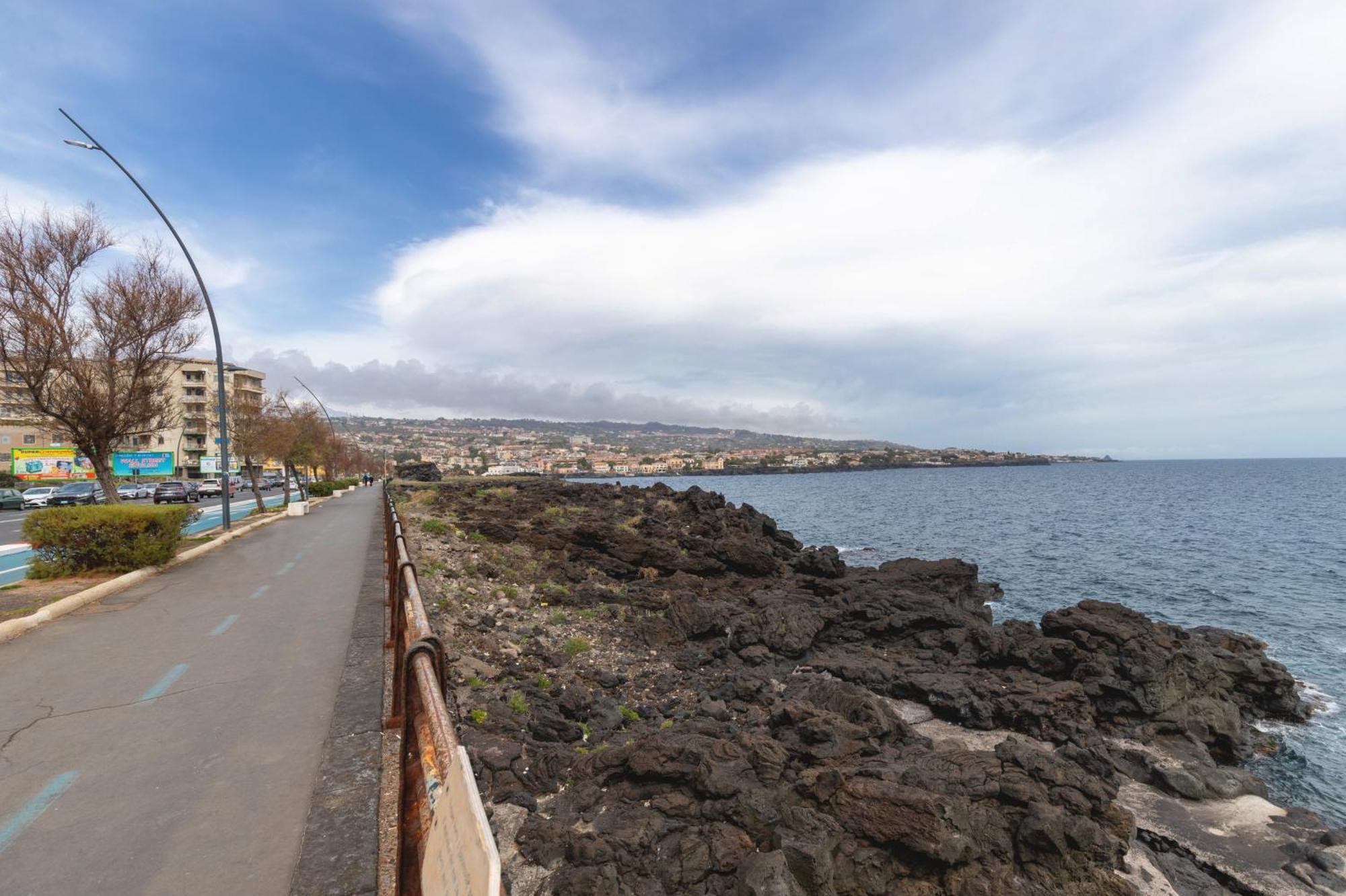 Ferienwohnung Finestre Sul Mare CTA Exterior foto