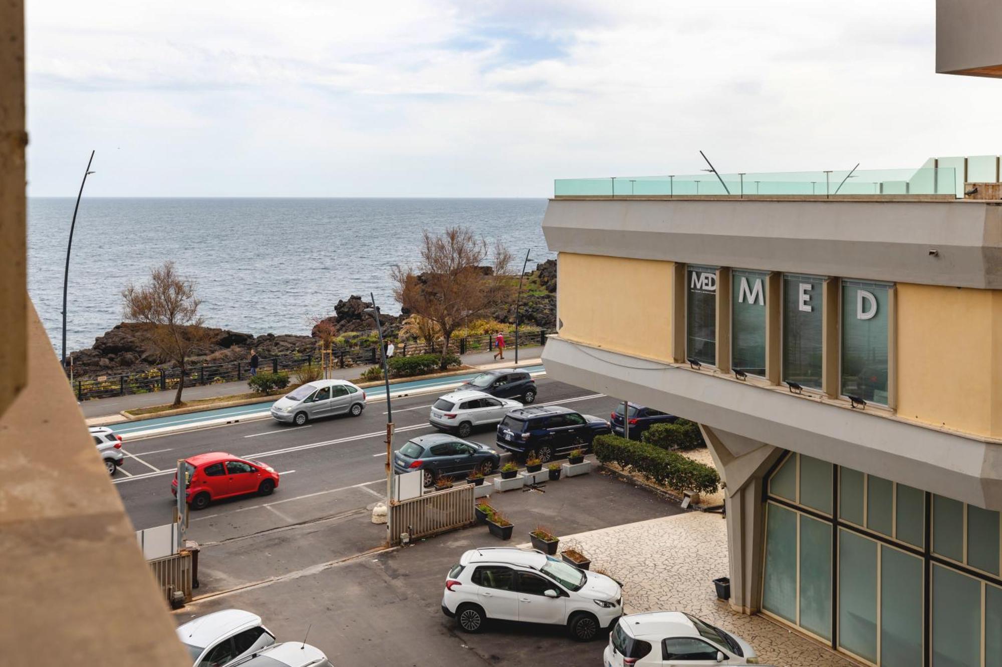 Ferienwohnung Finestre Sul Mare CTA Exterior foto